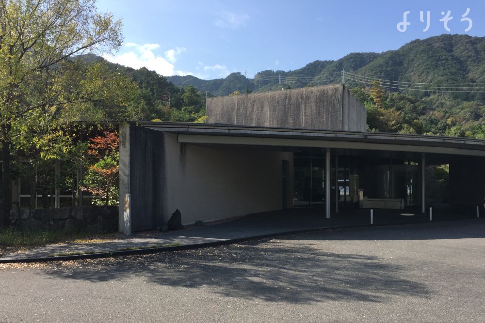 広島市五日市火葬場の外観写真です（3枚目）