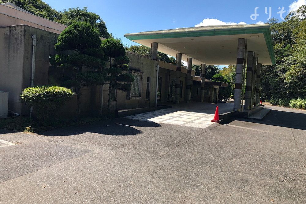 宇部市火葬場の外観写真です（2枚目）