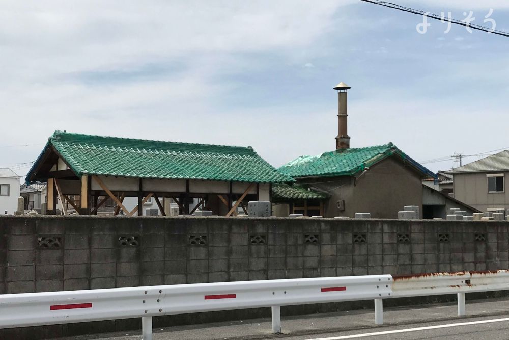 浜寺船尾共有火葬場の外観写真です（2枚目）