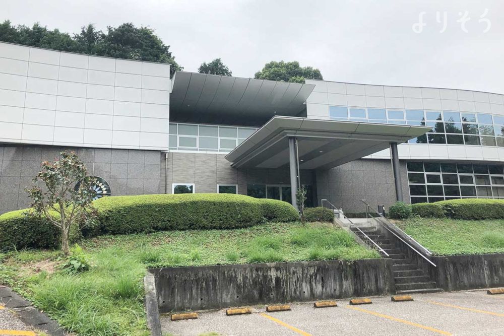 島田市金谷斎場の外観写真です（3枚目）