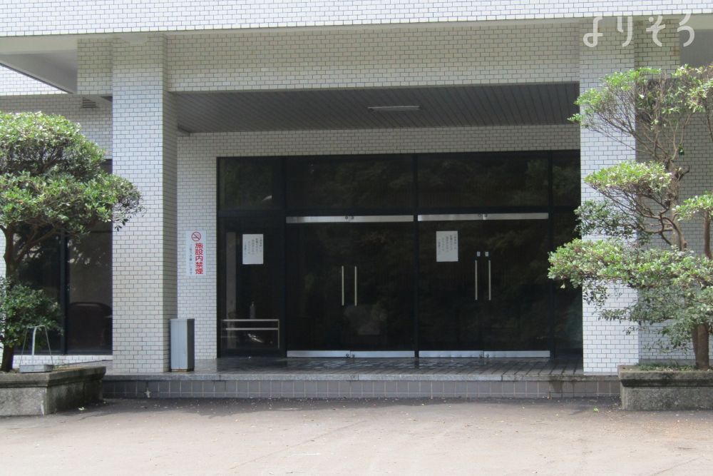 洲本市火葬場の外観写真です（3枚目）