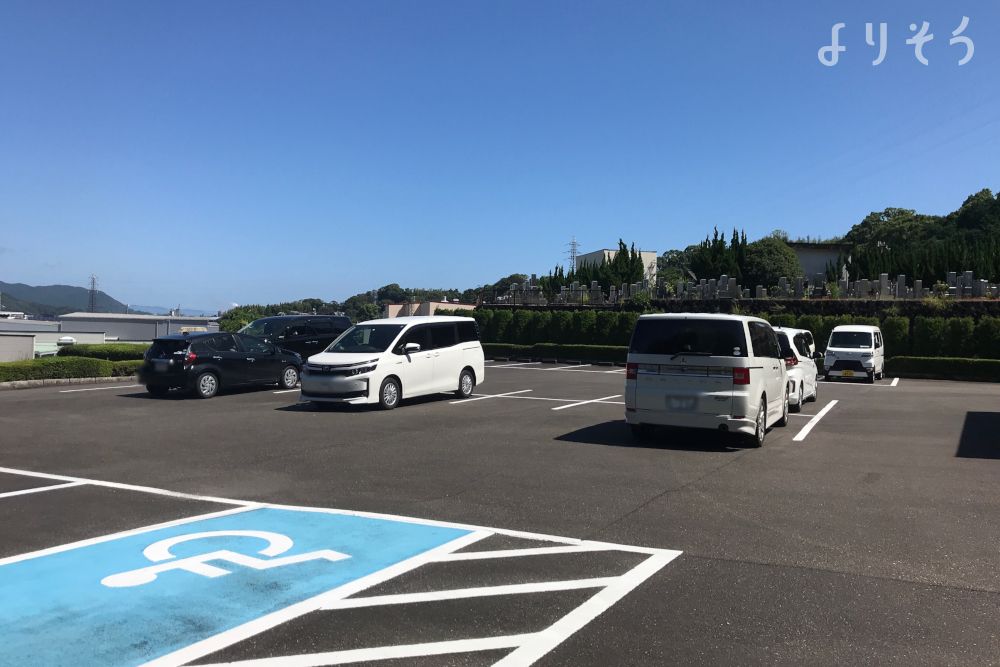清浄苑の駐車場写真です（2枚目）