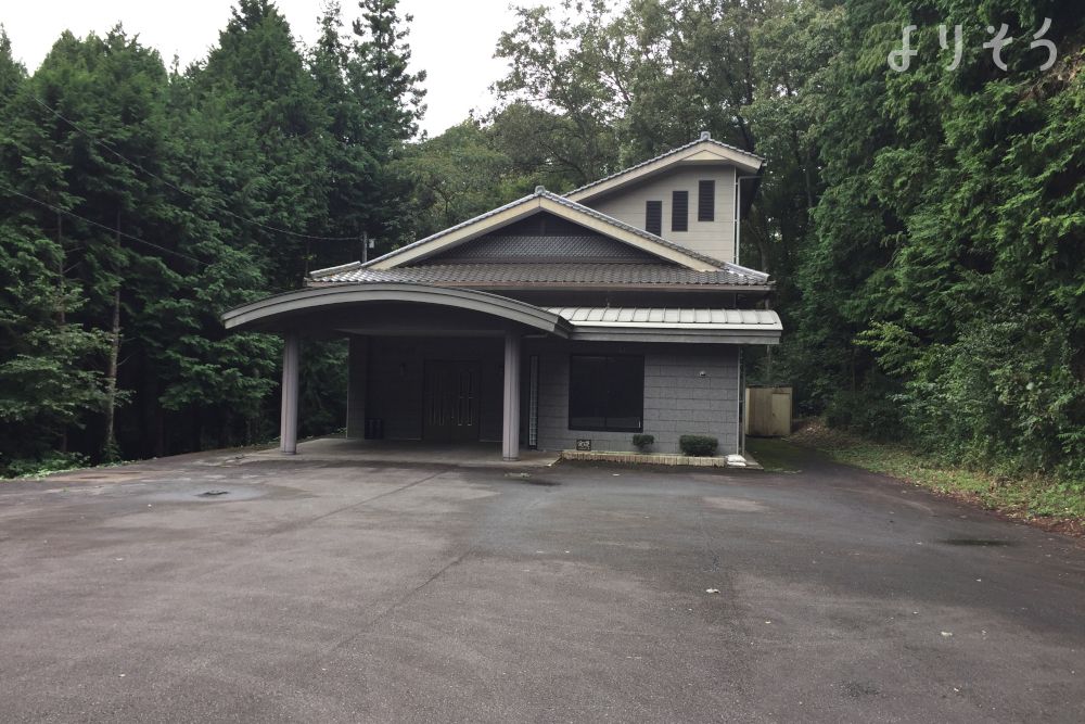 三次市君田斎場　やすらぎ苑の外観写真です（2枚目）
