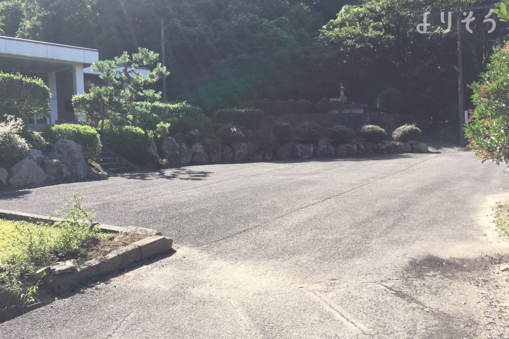 香住斎場の駐車場写真です（2枚目）