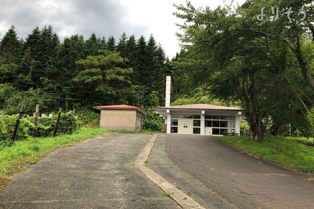 壮瞥町火葬場の外観写真です（2枚目）