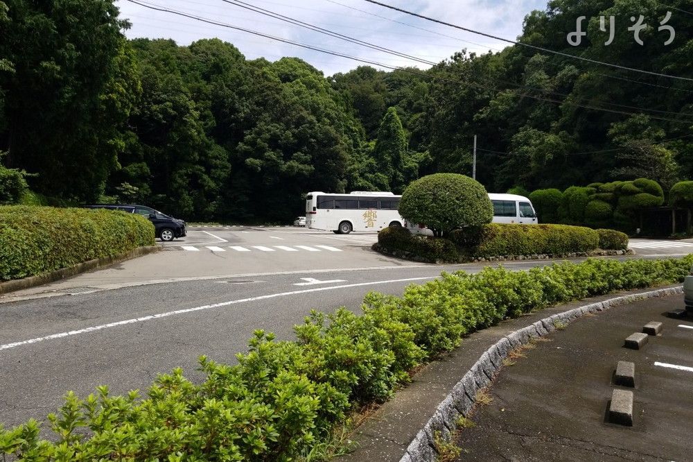 北筑昇華苑／旧：古賀葬祭場の駐車場写真です（1枚目）