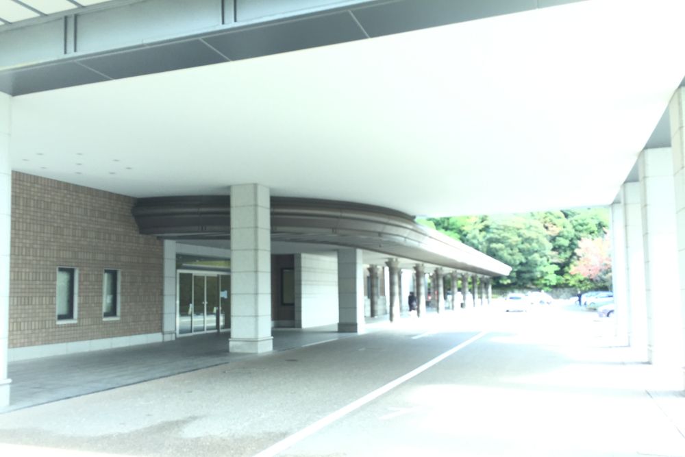 広島市永安館のエントランス写真です（1枚目）
