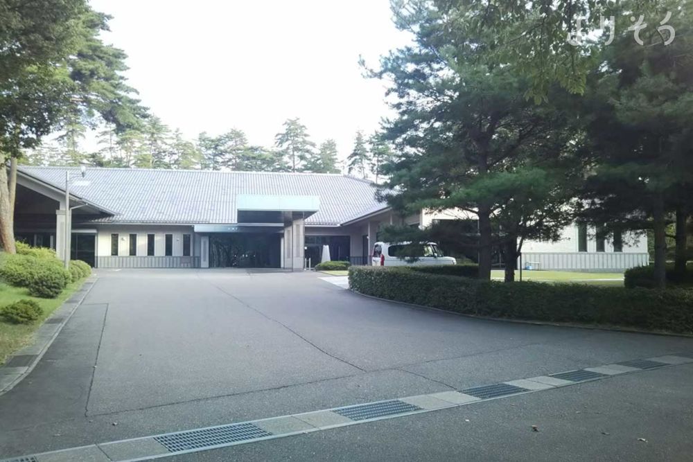 広域豊科葬祭センターの外観写真です（3枚目）