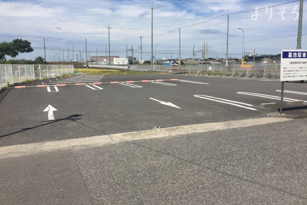 田尻町火葬場の駐車場写真です（1枚目）