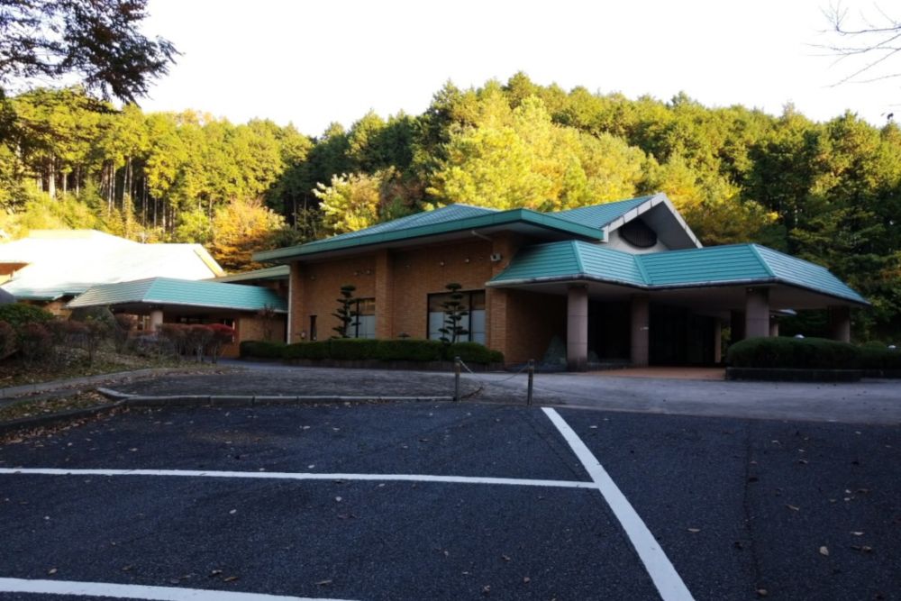 みやこ町役場 町立葬斎場やすらぎ苑（火葬場）の外観写真です（3枚目）