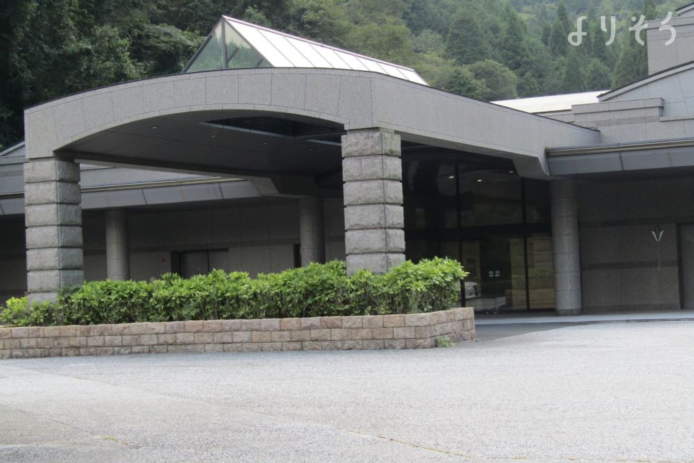 丹波市柏原斎場　つつじ苑の外観写真です（2枚目）