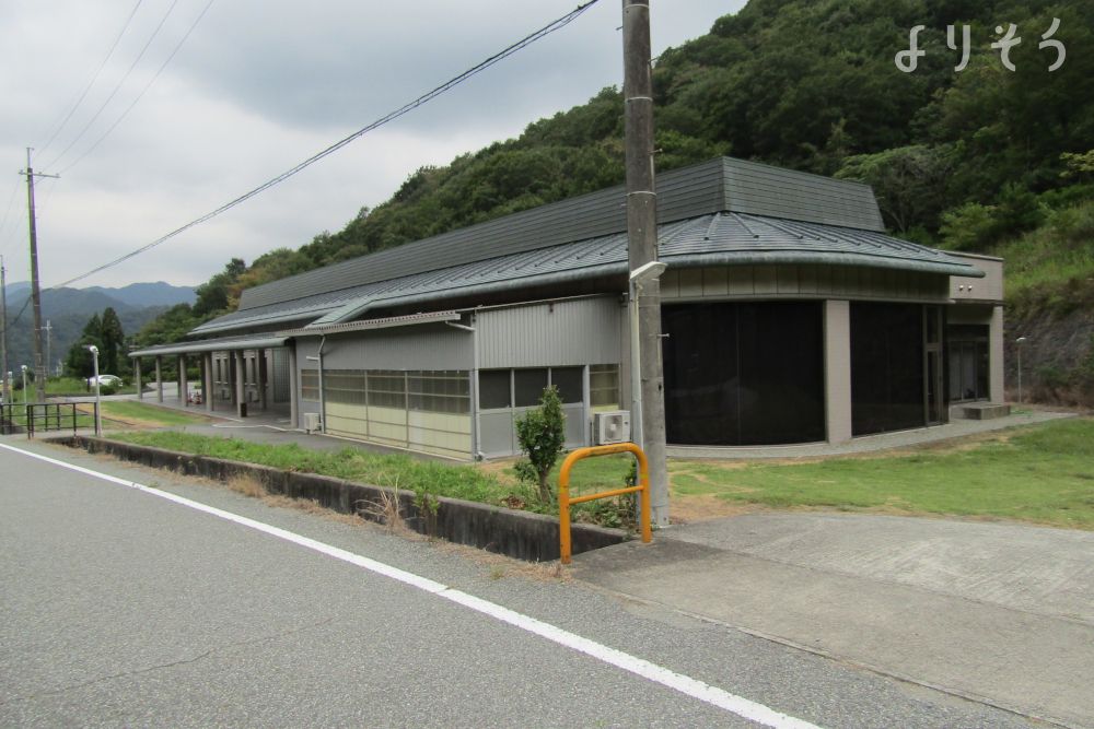 市川斎場の外観写真です（2枚目）