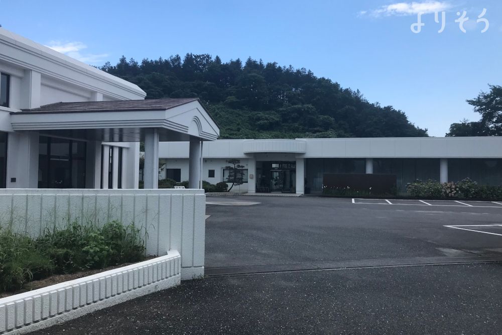 北茨城市葬祭場の外観写真です（3枚目）