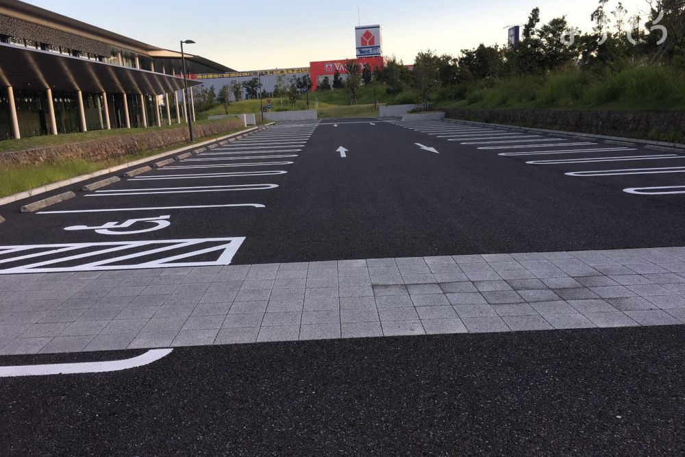 名古屋市立第二斎場の駐車場写真です（1枚目）