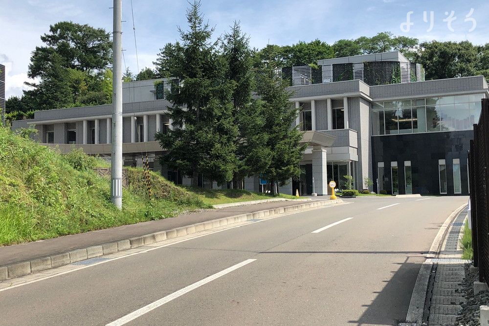 盛岡市斎場の外観写真です（2枚目）