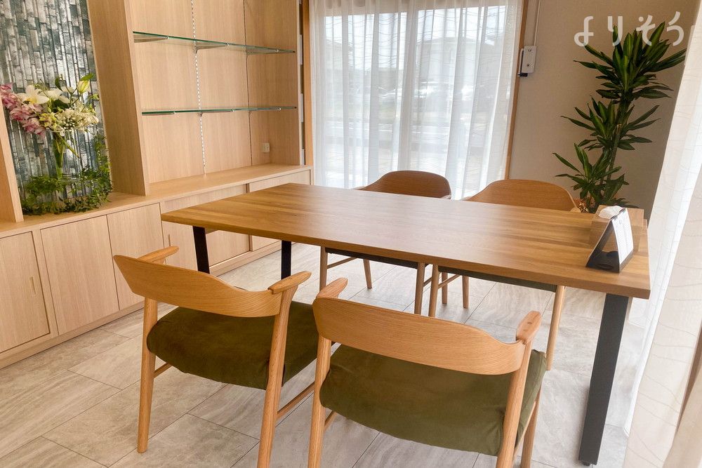 ファミリーホールわかばの内観写真です（2枚目）