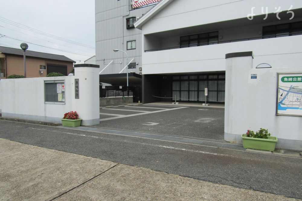 魚崎会館の駐車場写真です