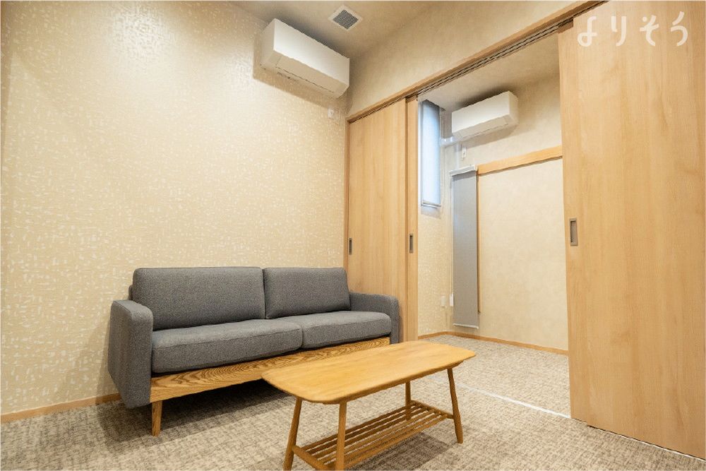 自由な家族葬 千の風 門真東ホールの親族控室の画像