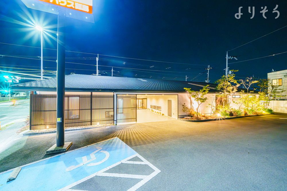家族葬のゲートハウス 狐島の外観写真です（2枚目）