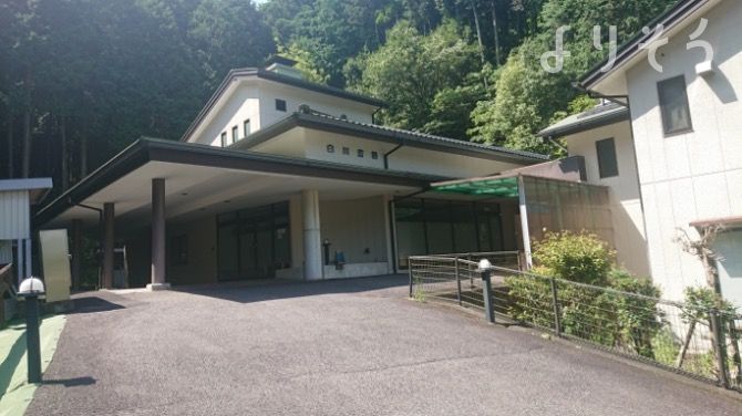 白川斎場の外観写真です（3枚目）