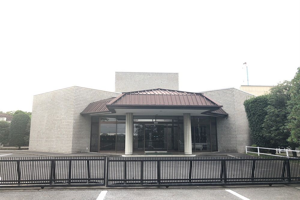 大泉町外二町斎場の外観写真です（3枚目）