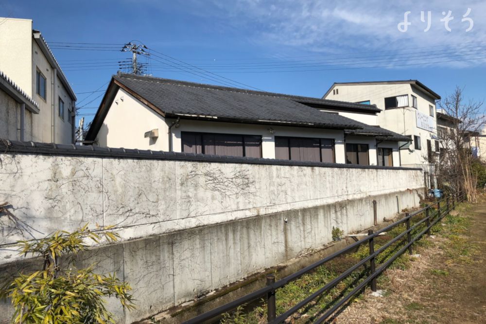 博善社上山ホールの外観写真です（3枚目）