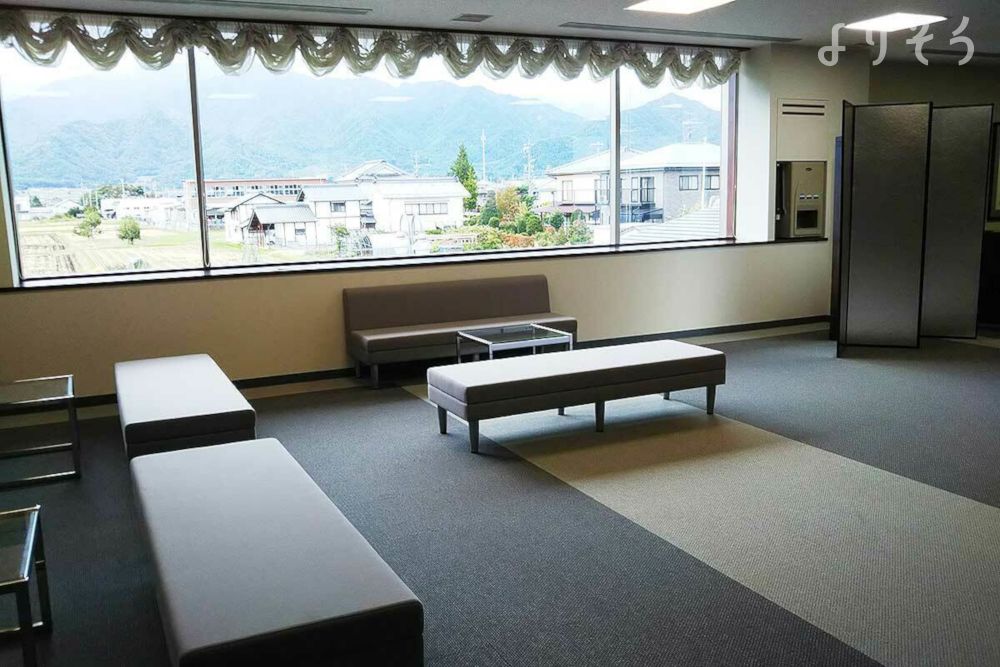 たかせ川法祥苑の内観写真です（2枚目）