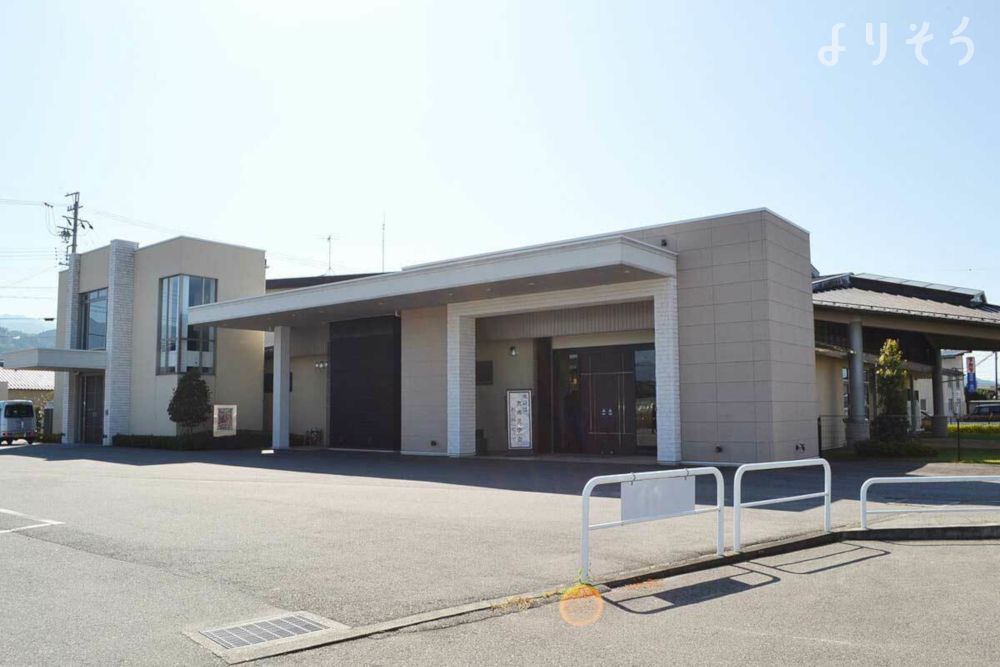 セレモニーホール松尾斎場の外観写真です（2枚目）