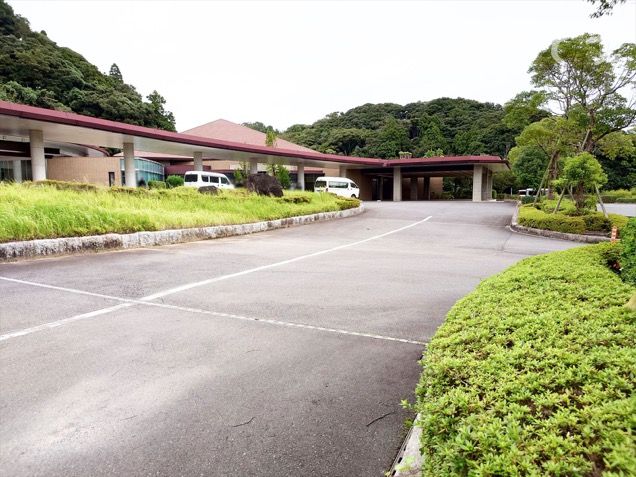 鹿嶋斎苑の駐車場写真です（1枚目）