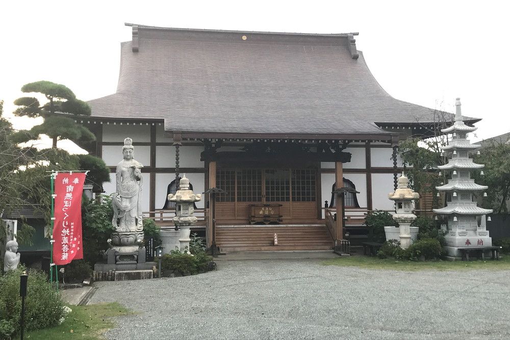 乗蓮寺会館の外観写真です（2枚目）