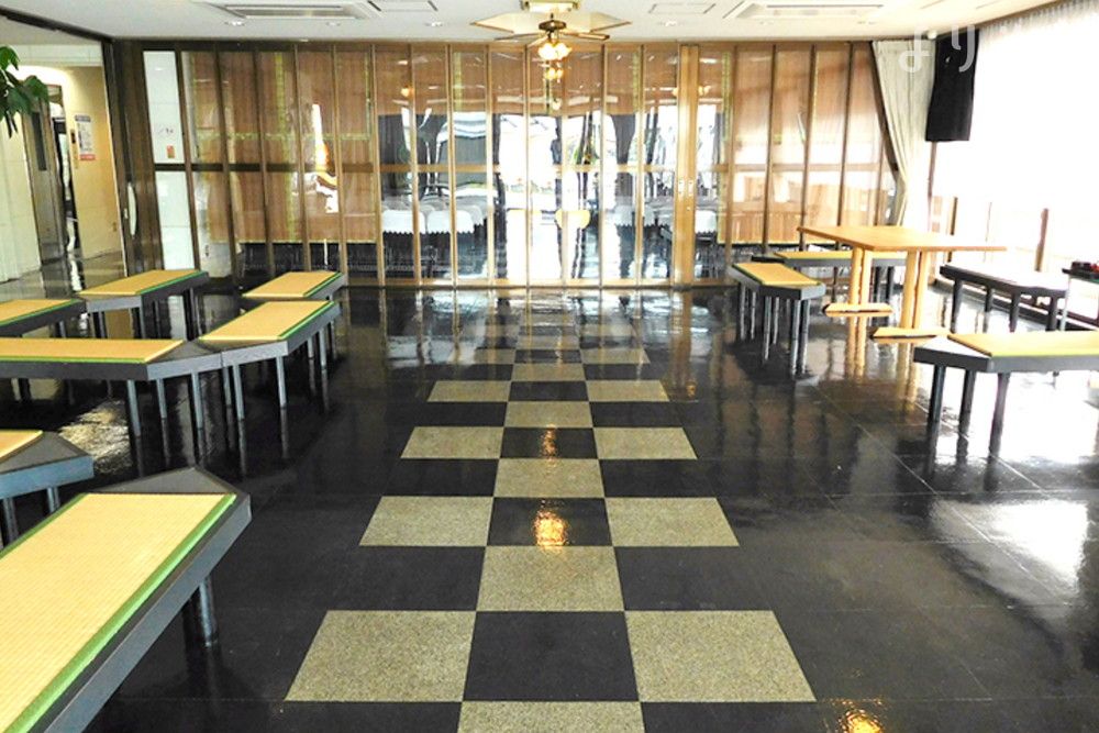 横浜中央霊園 六角堂の内観の画像