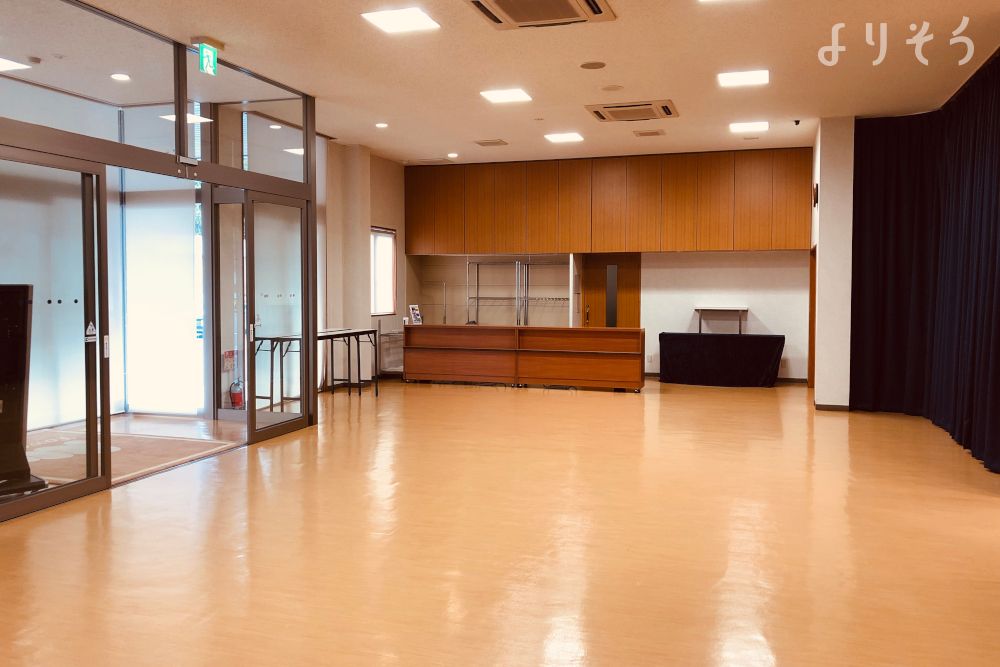 とわホール本館の内観写真です