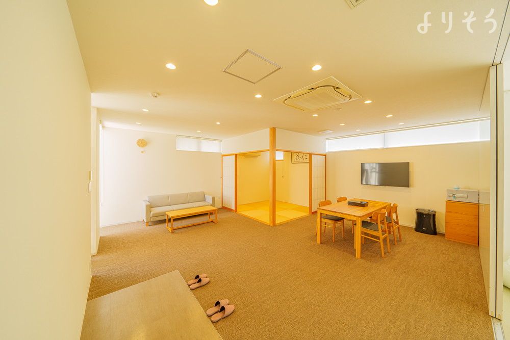 家族葬のゲートハウス 園部の親族控室の画像