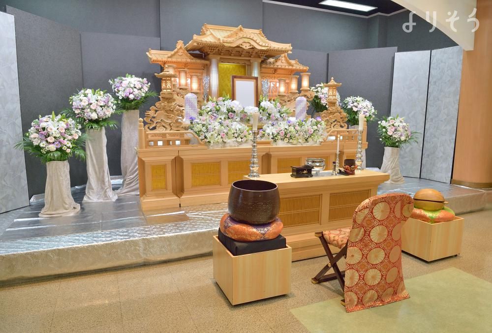コムウェルホール小平の祭壇写真です（2枚目）