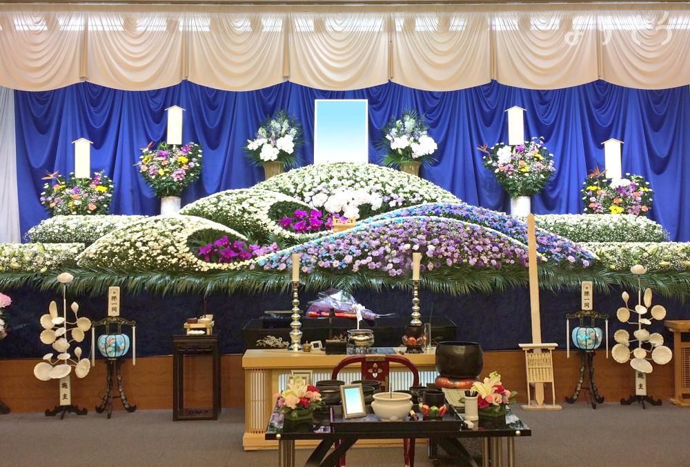 かねか苑天空ホール羽生の祭壇写真です（2枚目）