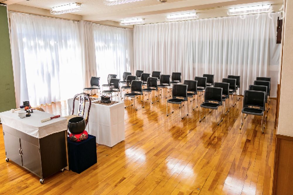 わかばホールのホール写真です（2枚目）