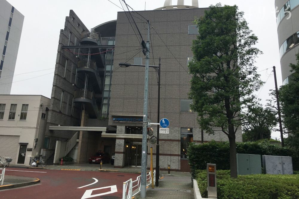 中央区立セレモニーホールの外観写真です（2枚目）