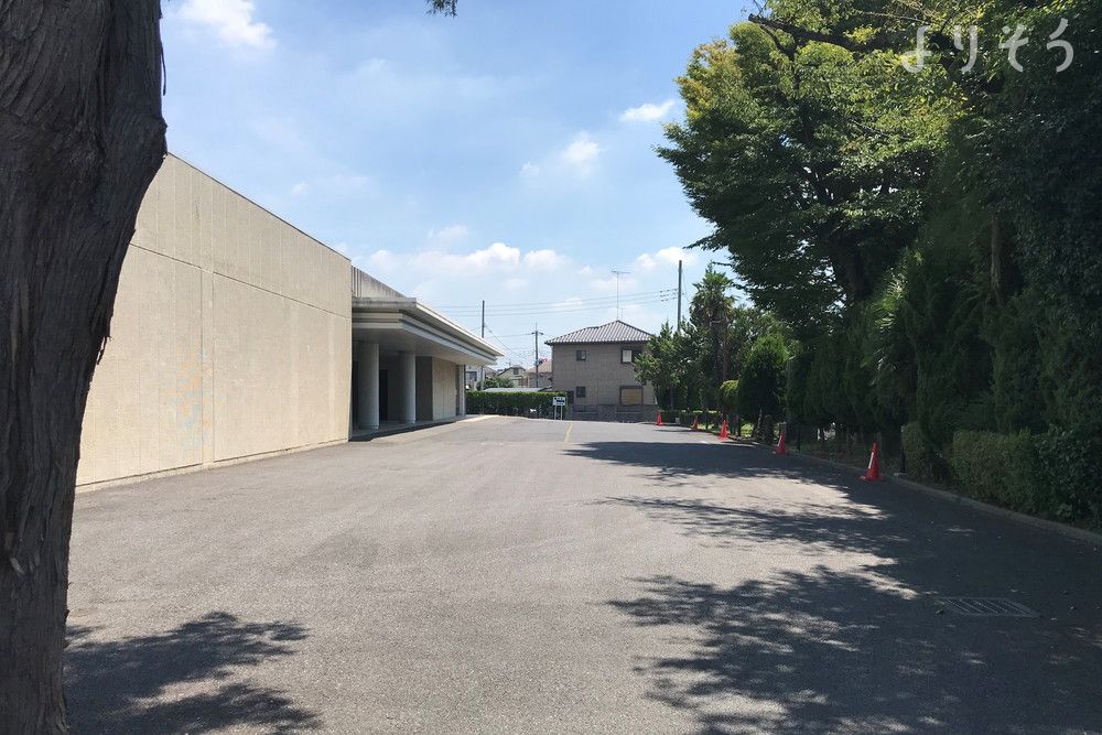 古河市斎場の外観写真です（3枚目）