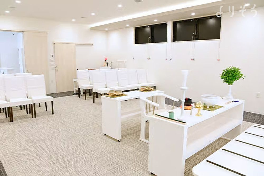 家族葬のトワーズ 浜松佐鳴台のホール写真です（2枚目）