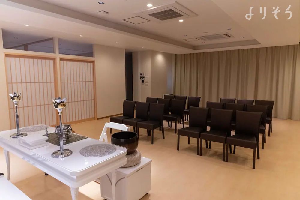 よりそう提携斎場(北海道江別市大麻桜木町28-11)のホール写真です（2枚目）
