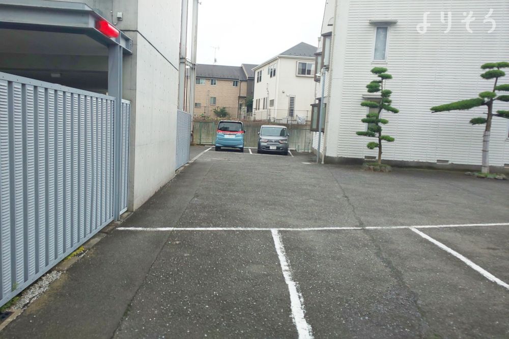 高ヶ坂ふれあいセンターの駐車場写真です（2枚目）