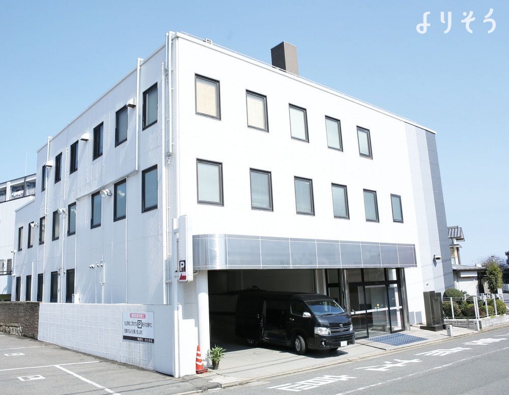 白山斎場の外観写真です（2枚目）