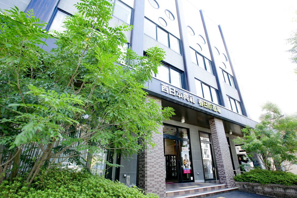 春日原斎場の外観写真です（2枚目）