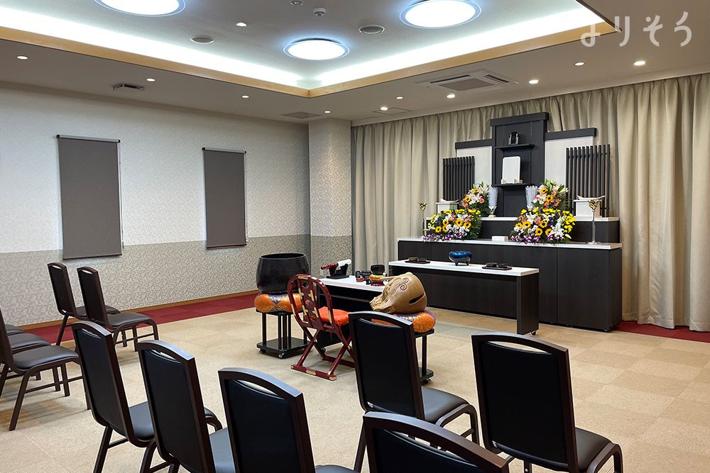 こころ斎苑いなわしろのホール写真です（2枚目）