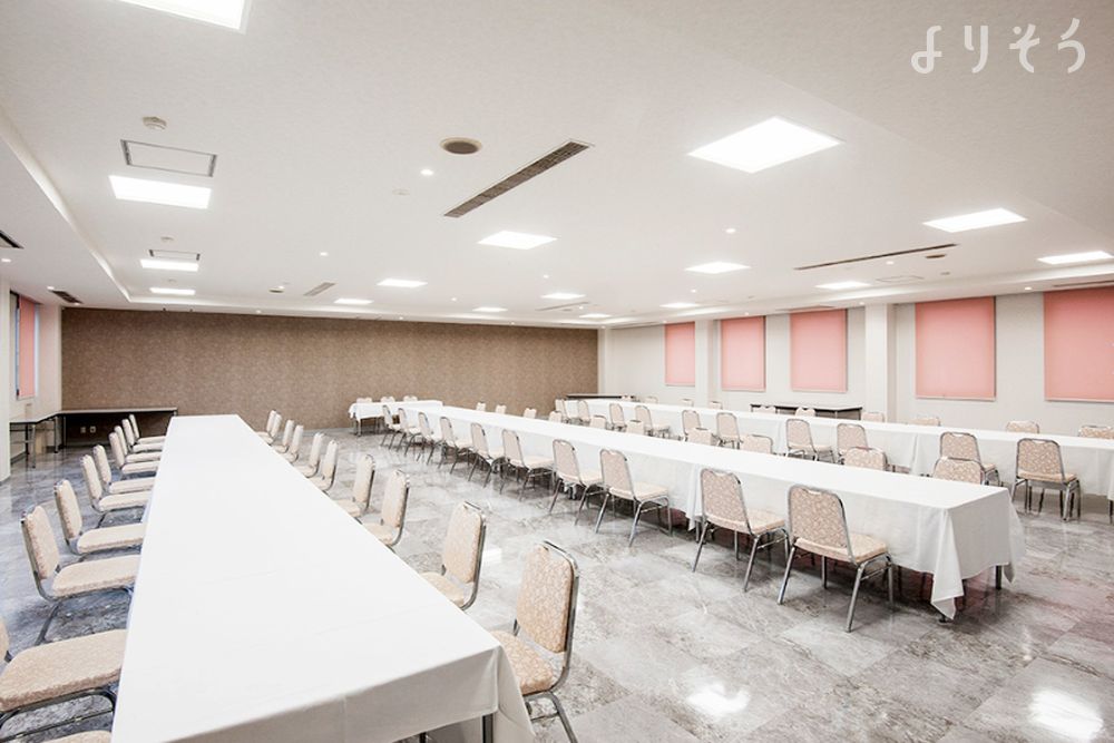 トミアキホール篠ノ井のお清め所（会食室）写真です