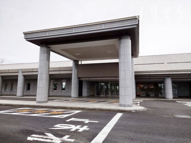 江戸崎地方衛生土木組合聖苑香澄の外観写真です（3枚目）