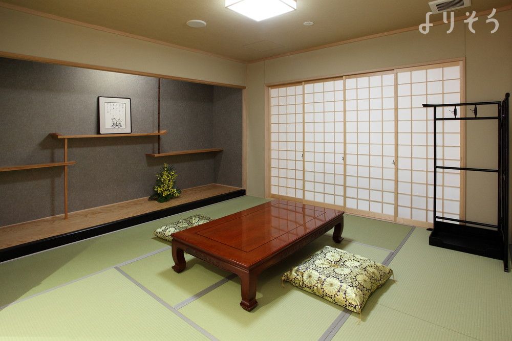 東浦中央花秀ホールの控室写真です