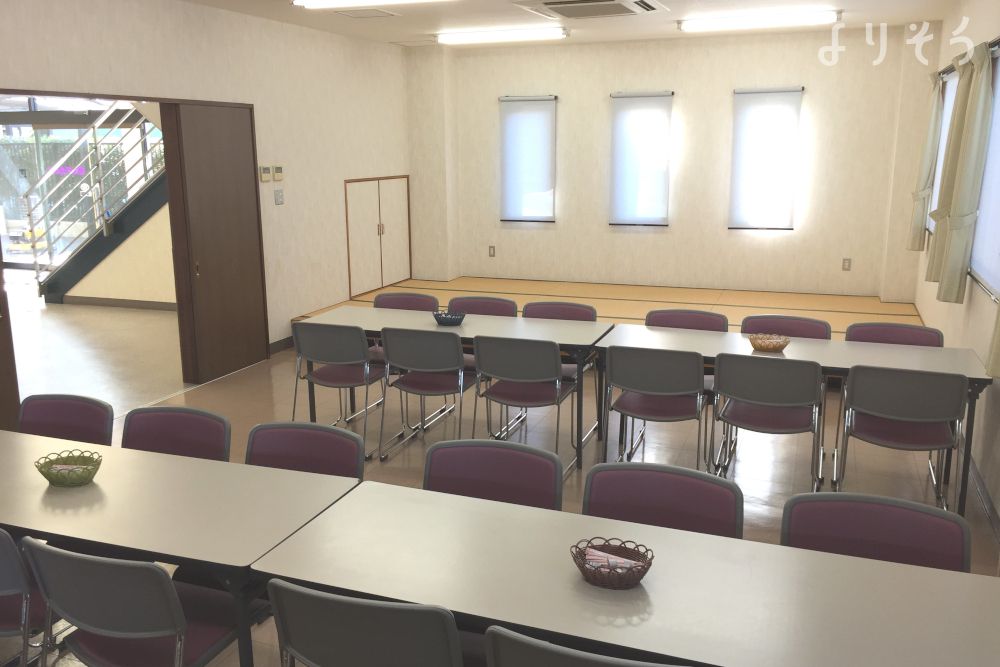 よりそう提携斎場(千葉県八千代市ゆりのき台1-7-1)のお清め所（会食室）の画像