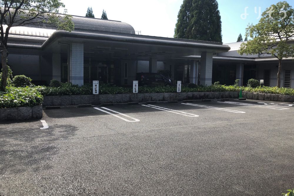 山口市仁保斎場の外観写真です（3枚目）