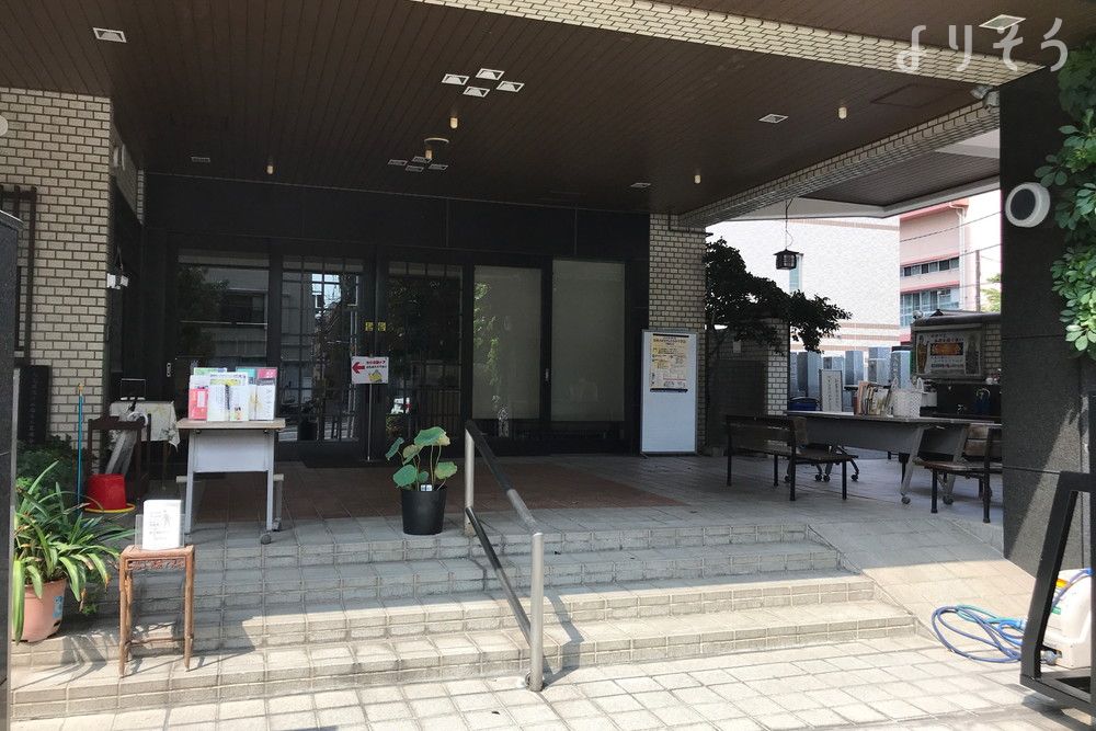 厳念寺の外観写真です（2枚目）